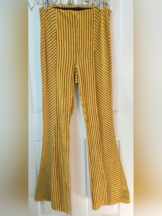 Free People Pants - Free People Penny Pull On Velvet Ribbed Flare Pants Womens M Mustard Retro Stret